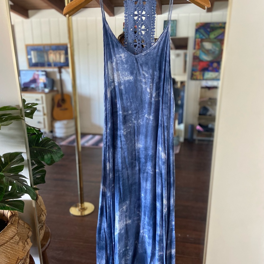Solitaire Blue Lace Detail Dress